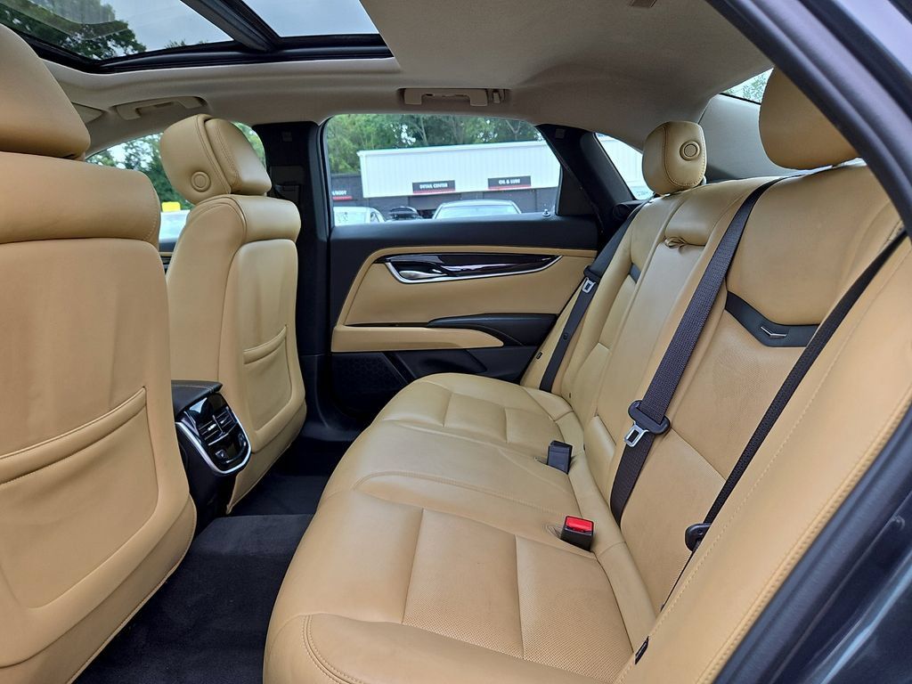 Used 2013 Cadillac XTS Luxury w/ Driver Awareness Package FWD image 11