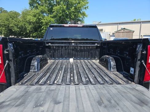Used 2020 Chevrolet Silverado 1500 LT AWD/4WD image 14