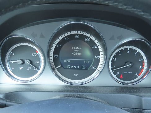 Used 2011 Mercedes-Benz C 300 Sedan image 19