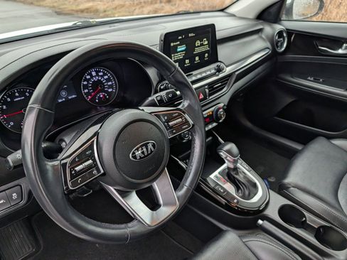 Used 2019 Kia Forte EX image 23