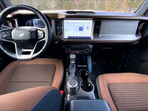 Used 2022 Ford Bronco Outer Banks image 13