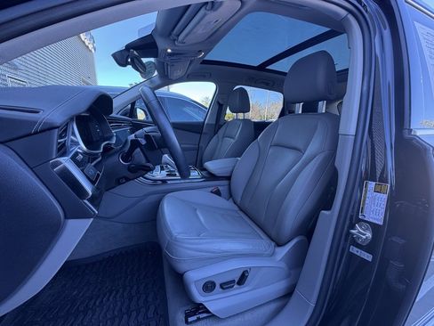 Used 2024 Audi Q7 3.0T Premium Plus image 5