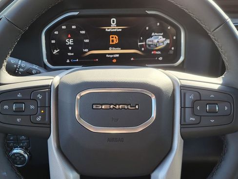 New 2026 GMC Sierra 2500 Denali w/ Denali Reserve Package image 12