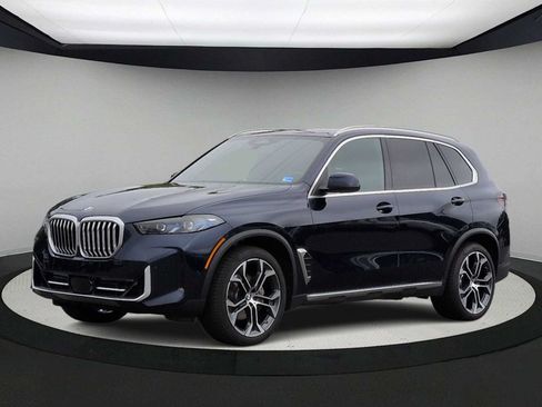 Used 2026 BMW X5 xDrive40i w/ Premium Package AWD/4WD image 4