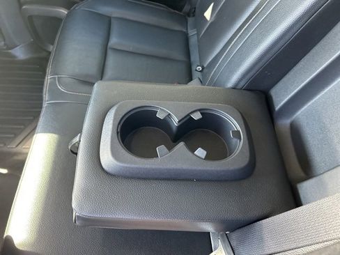 Used 2017 Nissan Titan SL image 27