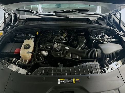 Used 2024 Jeep Grand Cherokee L Limited w/ Black Appearance Package image 34