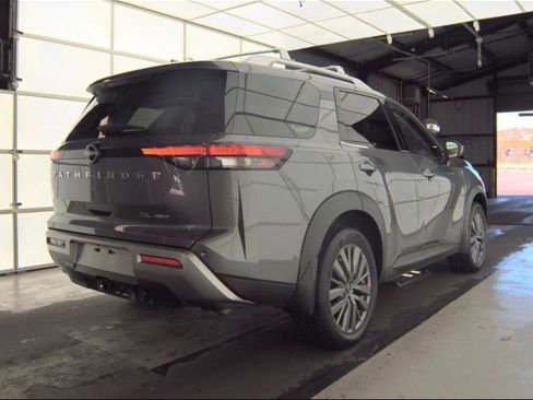 Used 2023 Nissan Pathfinder SL w/ SL Premium Package image 11