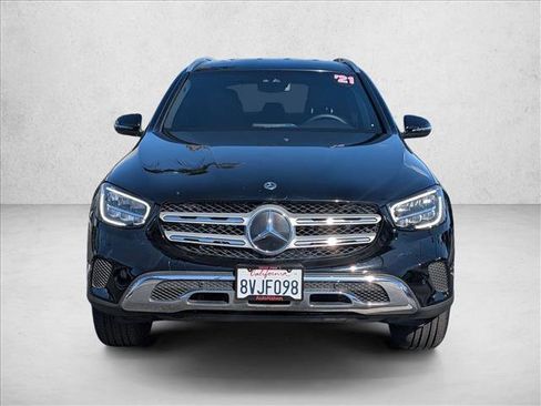 Used 2021 Mercedes-Benz GLC 300 image 2