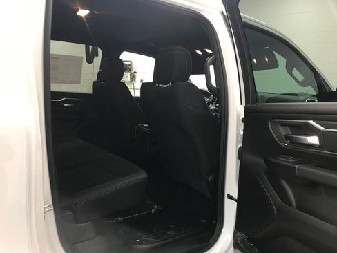 New 2026 RAM 1500 4x4 Crew Cab image 36