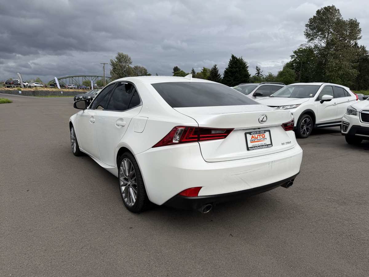Used 2015 Lexus IS 250 w/ Navigation System Package RWD image 6