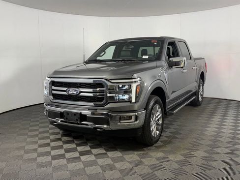 Used 2024 Ford F150 Lariat w/ Tow/Haul Package AWD/4WD image 3