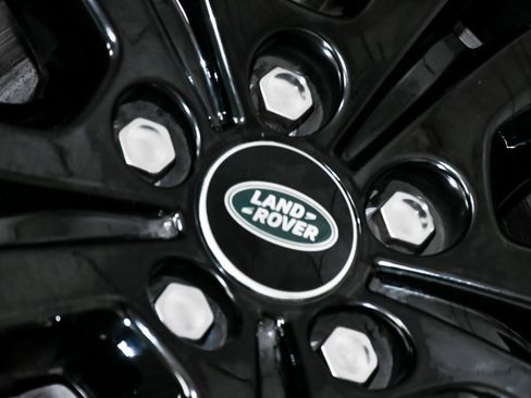 Used 2023 Land Rover Discovery Sport SE image 84