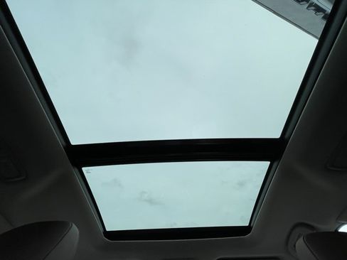 Used 2019 Subaru Ascent Touring image 26