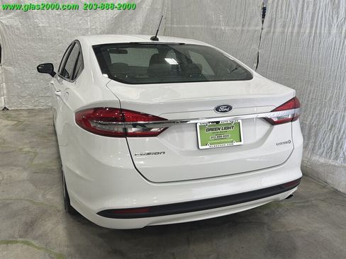Used 2018 Ford Fusion S FWD image 31