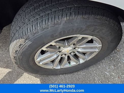 Used 2023 Chevrolet Colorado LT w/ LT Convenience Package II RWD image 7