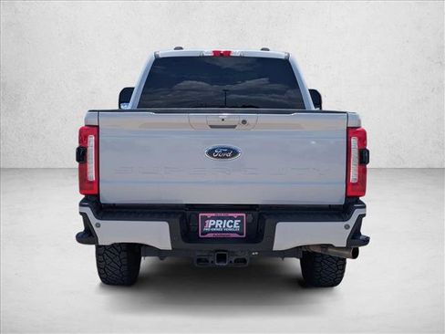 Used 2023 Ford F250 XLT w/ XLT Premium Package AWD/4WD image 7