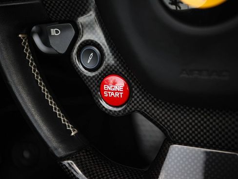 Certified 2016 Ferrari California T RWD image 33