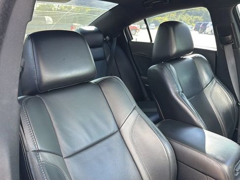 Used 2016 Dodge Charger R/T w/ Plus Group RWD image 83