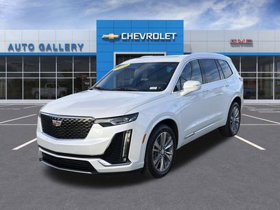 Certified 2022 Cadillac XT6 Premium Luxury w/ LPO, Floor Liner Package