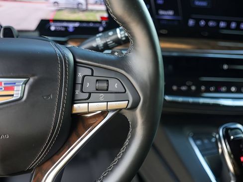 Certified 2024 Cadillac Escalade Sport Platinum w/ LPO, Floor Liner Package AWD/4WD image 13