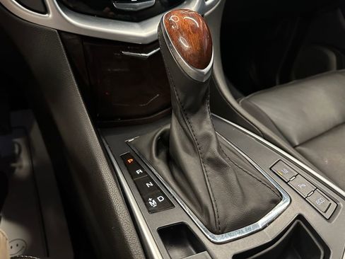 Used 2015 Cadillac SRX Luxury w/ Driver Awareness Package AWD/4WD image 15