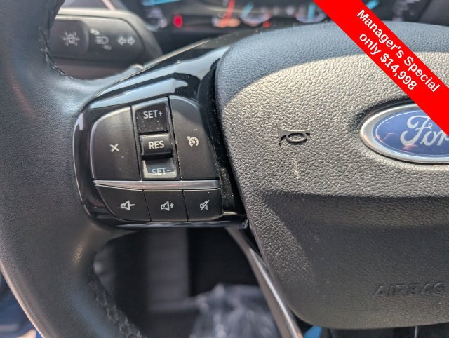 Used 2022 Ford Escape SE w/ Cold Weather Package FWD image 16