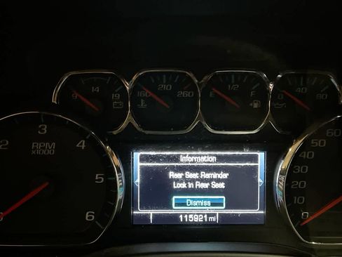 Used 2019 GMC Yukon XL SLT w/ Open Road Package image 15