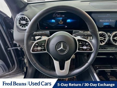 Used 2021 Mercedes-Benz GLB 250 GLB 250 image 12