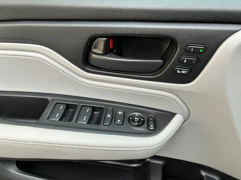Used 2020 Honda Odyssey EX-L image 25