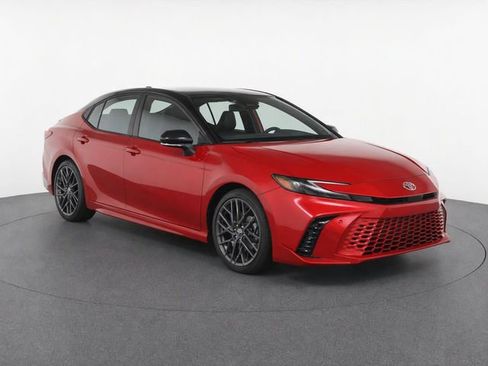 Used 2026 Toyota Camry XSE w/ Premium Plus Package FWD image 1