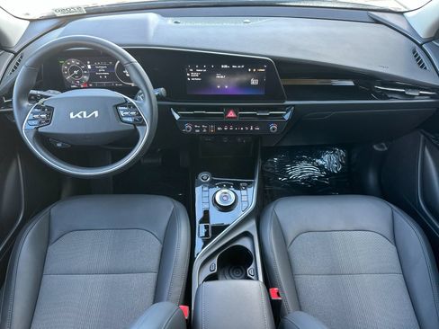 Used 2023 Kia Niro Wind FWD image 13