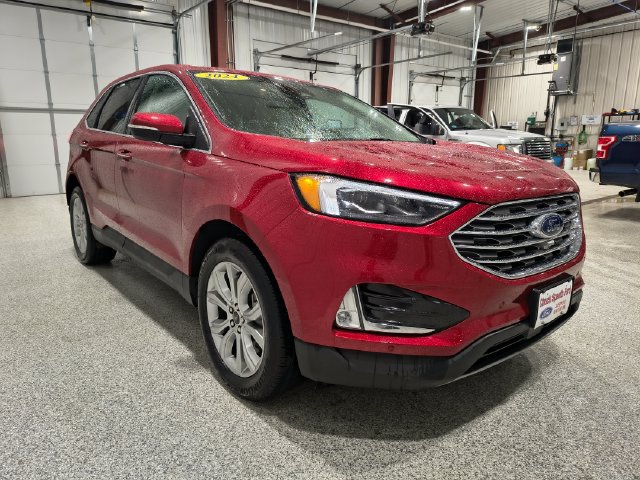 Used 2024 Ford Edge Titanium w/ Equipment Group 301A AWD/4WD image 4