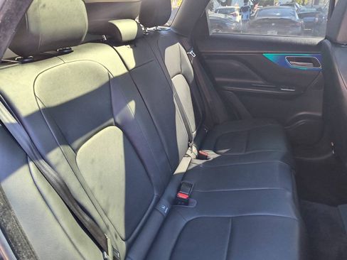 Used 2018 Jaguar F-PACE Premium AWD/4WD image 52