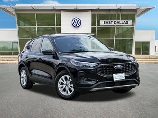 Used 2025 Ford Escape Active FWD video 1