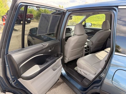 Used 2019 Honda Pilot EX-L image 12