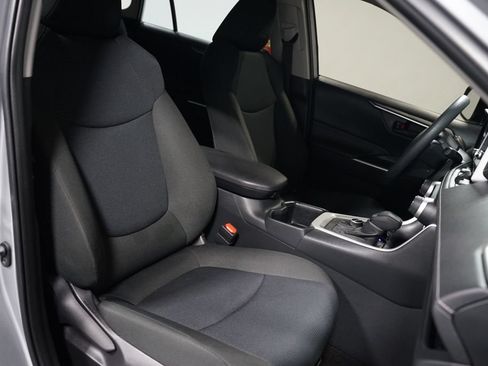 Certified 2025 Toyota RAV4 LE AWD/4WD image 26