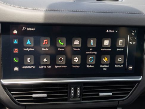 Used 2023 Porsche Cayenne S image 24