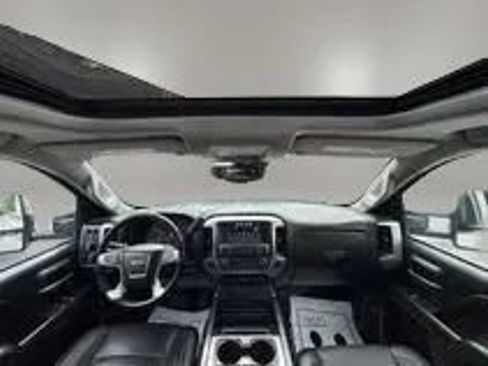 Used 2018 GMC Sierra 3500 SLT w/ Duramax Plus Package AWD/4WD image 11