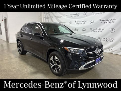 Used 2025 Mercedes-Benz GLC 350e 4MATIC image 1