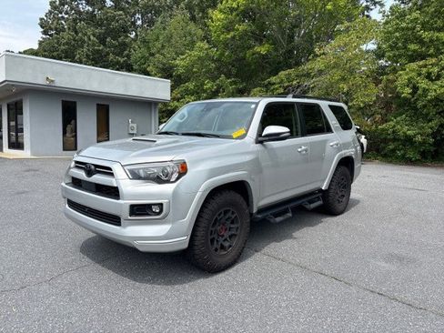 Used 2022 Toyota 4Runner TRD Sport w/ Technology Package AWD/4WD image 1