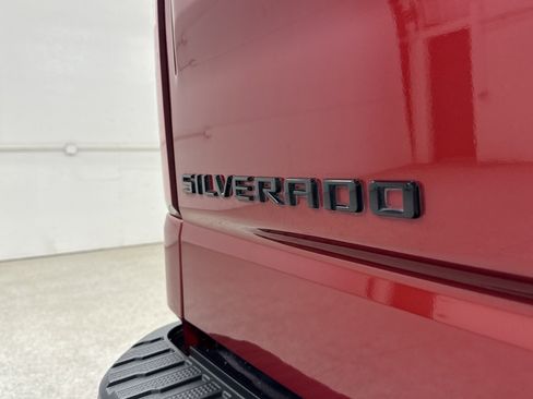 Used 2021 Chevrolet Silverado 1500 LT Trail Boss w/ LPO, Dark Essentials Package image 27