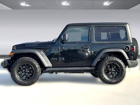 Used 2022 Jeep Wrangler Willys image 5