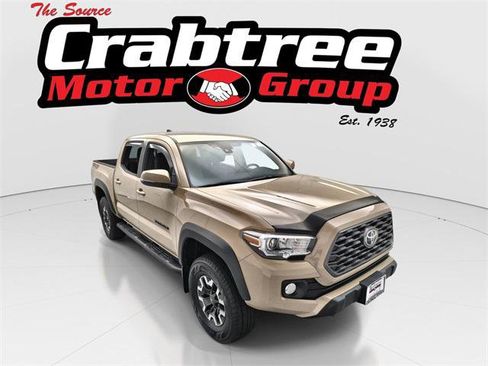 Certified 2020 Toyota Tacoma TRD Off-Road image 1