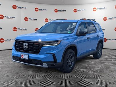 New 2025 Honda Pilot TrailSport