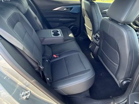 Used 2024 Chevrolet Equinox EV LT FWD image 21
