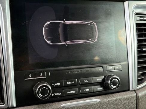 Used 2017 Porsche Macan image 27