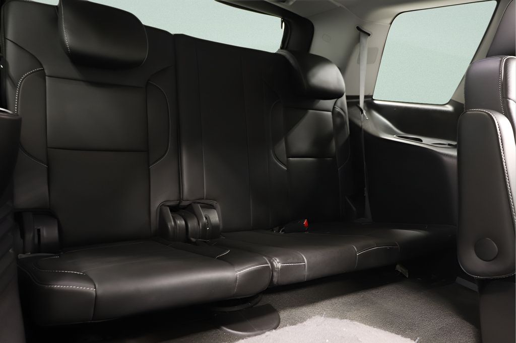 Used 2019 Chevrolet Tahoe Premier AWD/4WD image 35