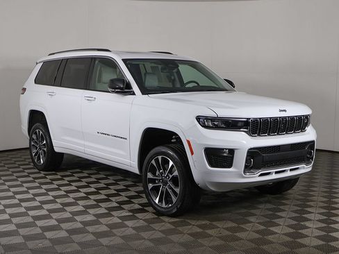 Used 2023 Jeep Grand Cherokee L Overland w/ Advanced Protech Group III AWD/4WD image 75