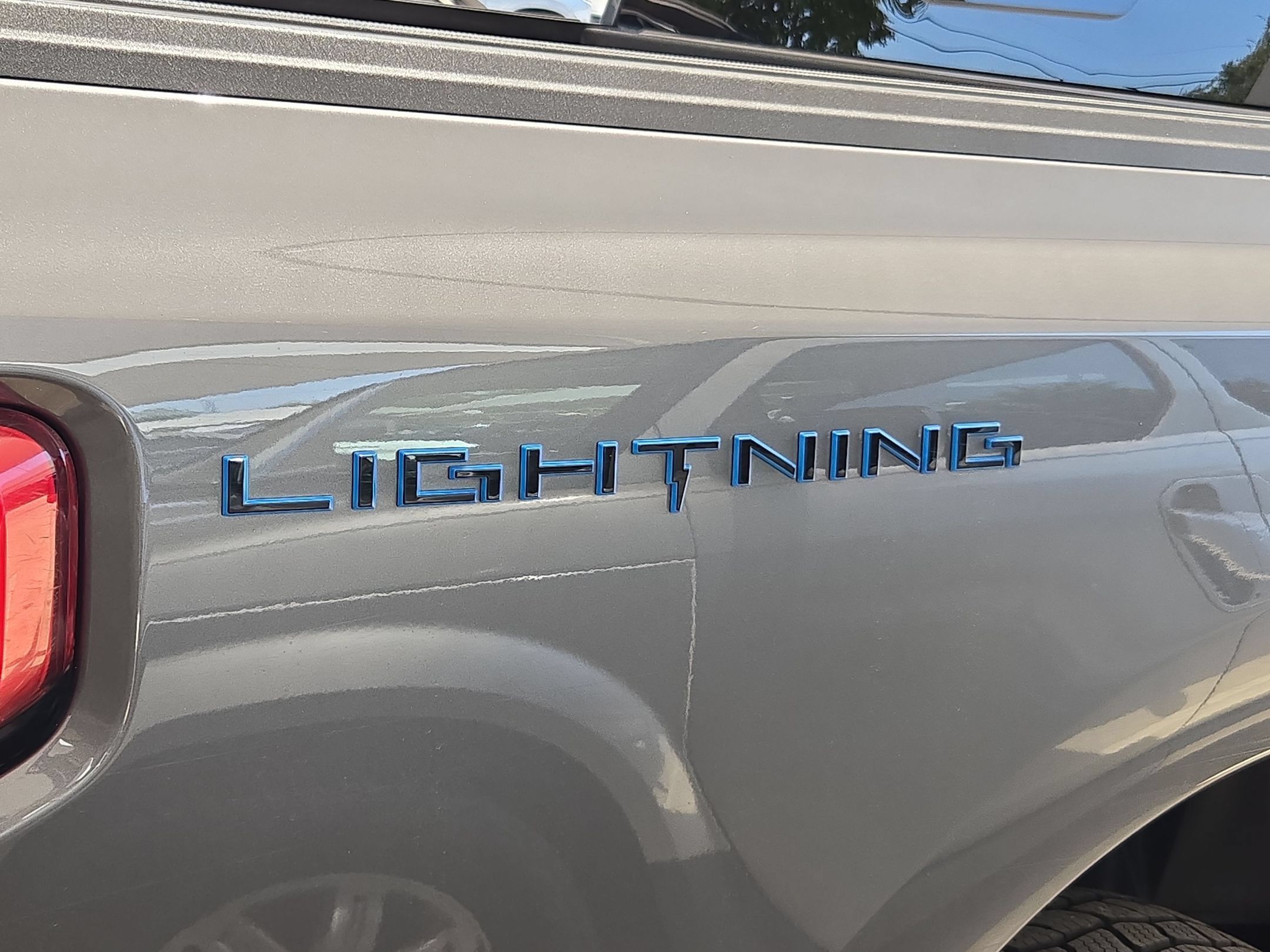 Used 2023 Ford F150 Lightning Lariat w/ Equipment Group 511A High AWD/4WD image 8