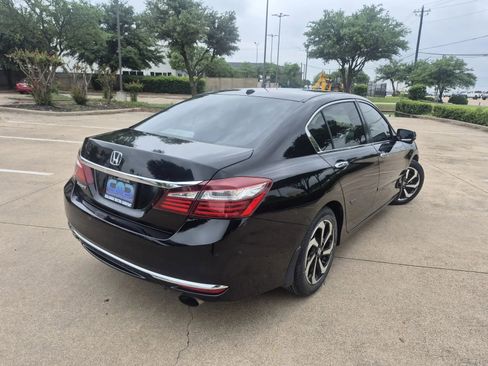 Used 2017 Honda Accord EX-L image 6